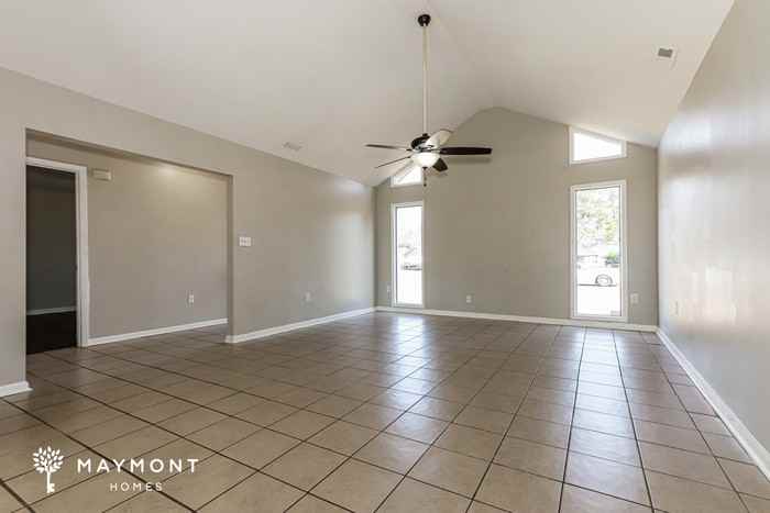 107 Bridgecreek Dr - Photo 4 of 15