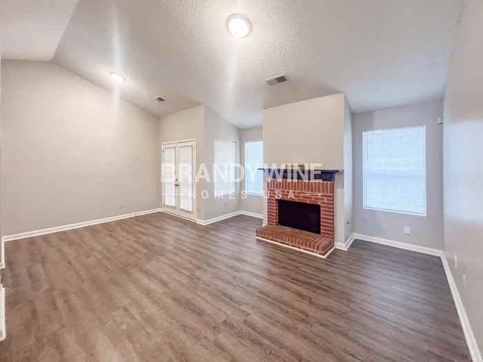 3507 Kingsbrooke Ct - Photo 5 of 25