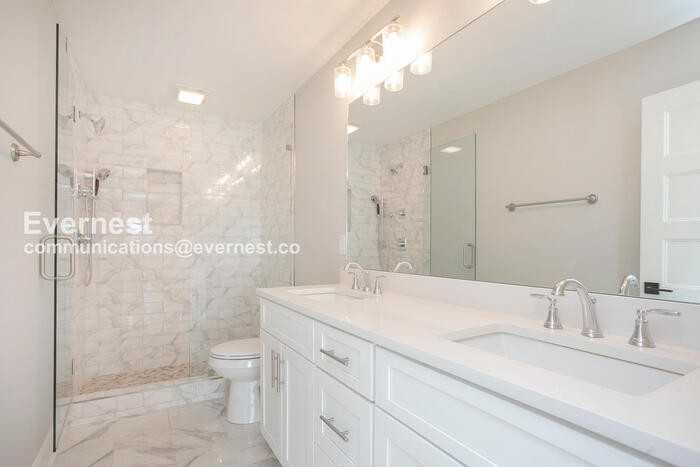 1612 23rd Ave N - Photo 6 of 19