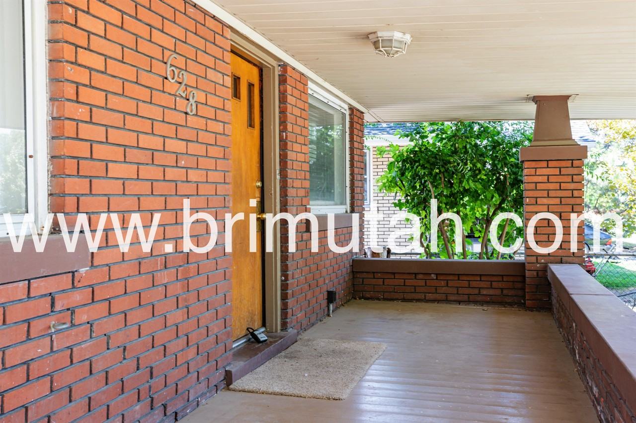 628 E Browning Ave #1 - Photo 3 of 27