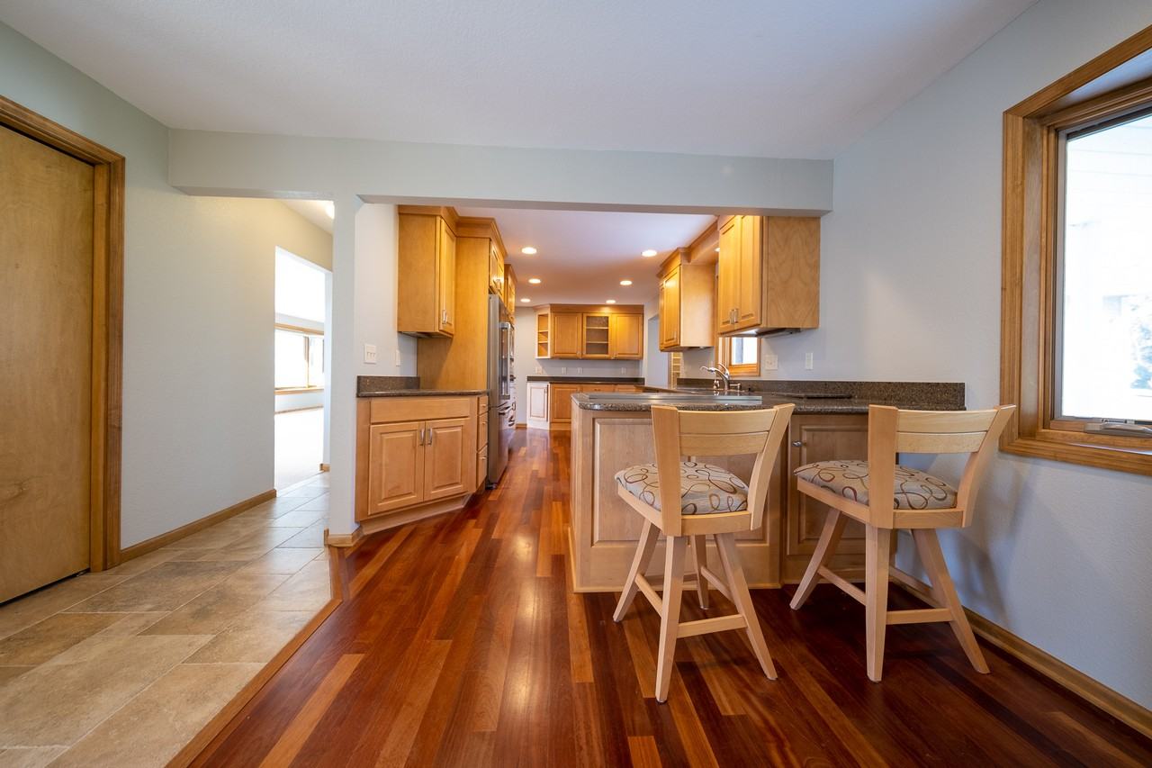 2575 Lake Elmo Ave N #1 - Photo 5 of 36