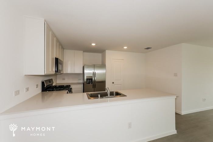 3025 Tooley Dr - Photo 7 of 18