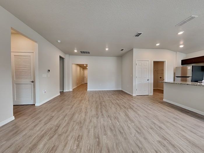 8730 Kaye Ln - Photo 5 of 20