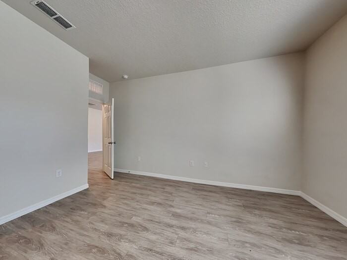 8730 Kaye Ln - Photo 7 of 20