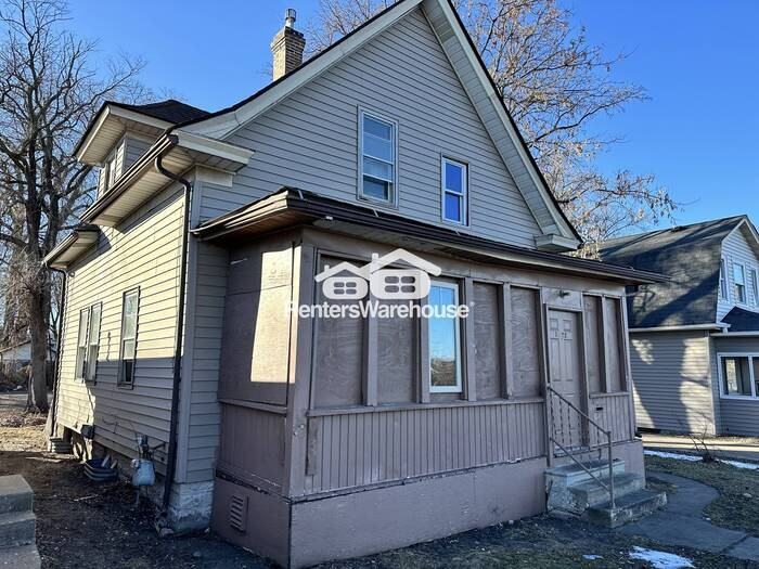 1002 Rondo Ave - Photo 2 of 24