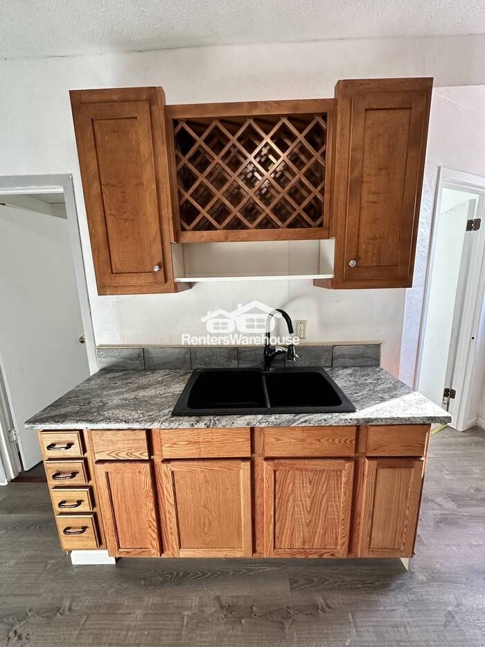 1002 Rondo Ave - Photo 6 of 24