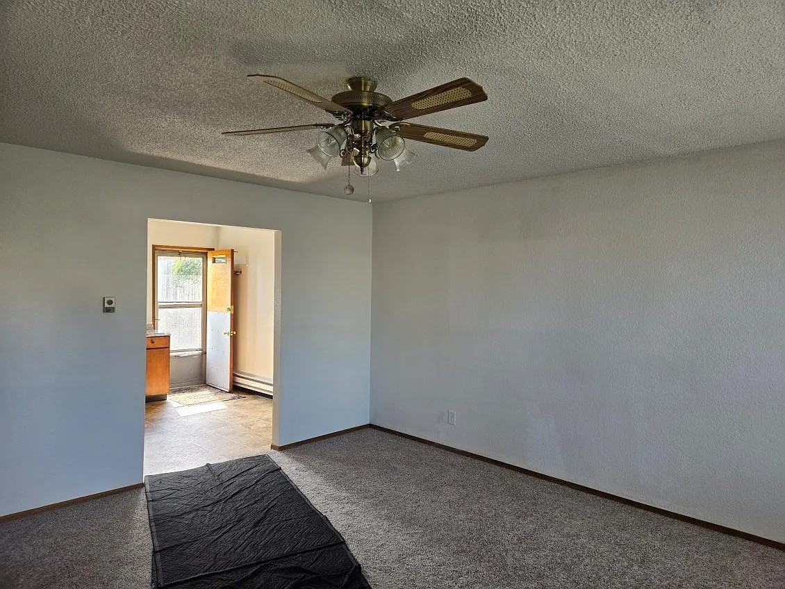 3218 South 43rd Street - Photo 5 of 9