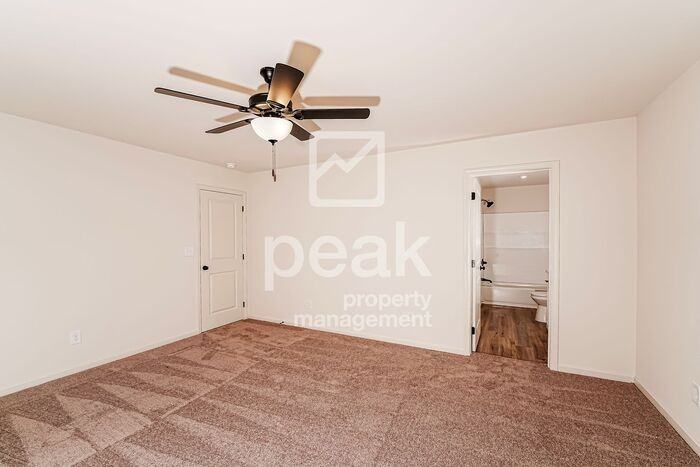 1332 12th St - Photo 7 of 18