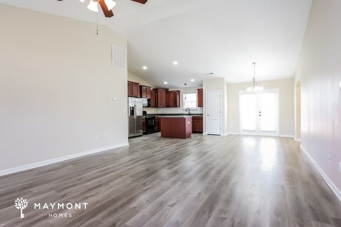 267 Walcott Dr - Photo 3 of 11