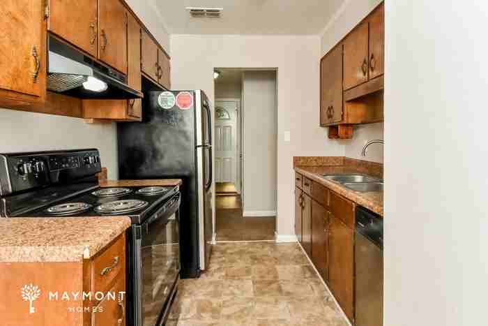 4209 Beckmont Dr - Photo 4 of 11