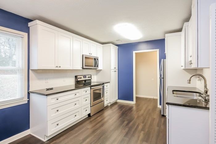 122 Apollo Ave - Photo 4 of 11