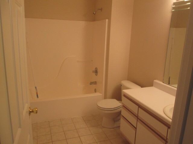 14465 Sprague Ct #303 - Photo 7 of 10