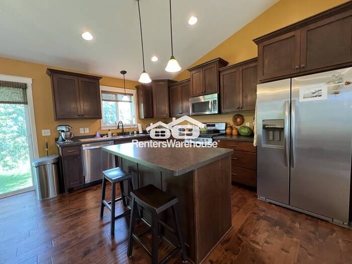 1236 1st St - Photo 2 of 21