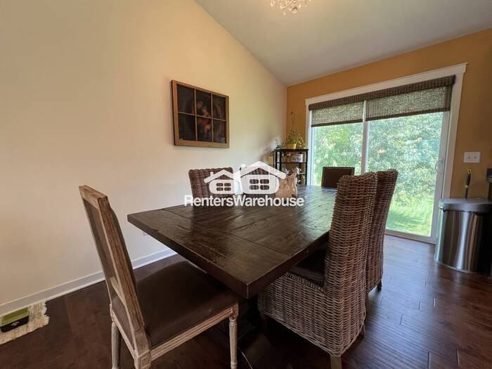 1236 1st St - Photo 3 of 21