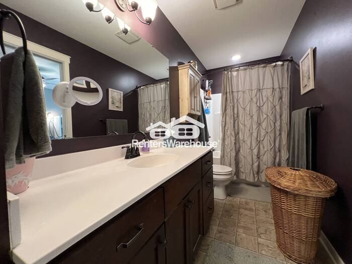 1236 1st St - Photo 5 of 21