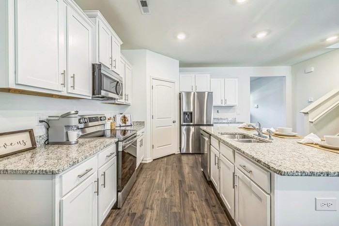 5636 Timber Leaf Loop - Photo 7 of 19