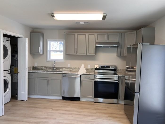 9040 Fairlane Trl - Photo 3 of 9