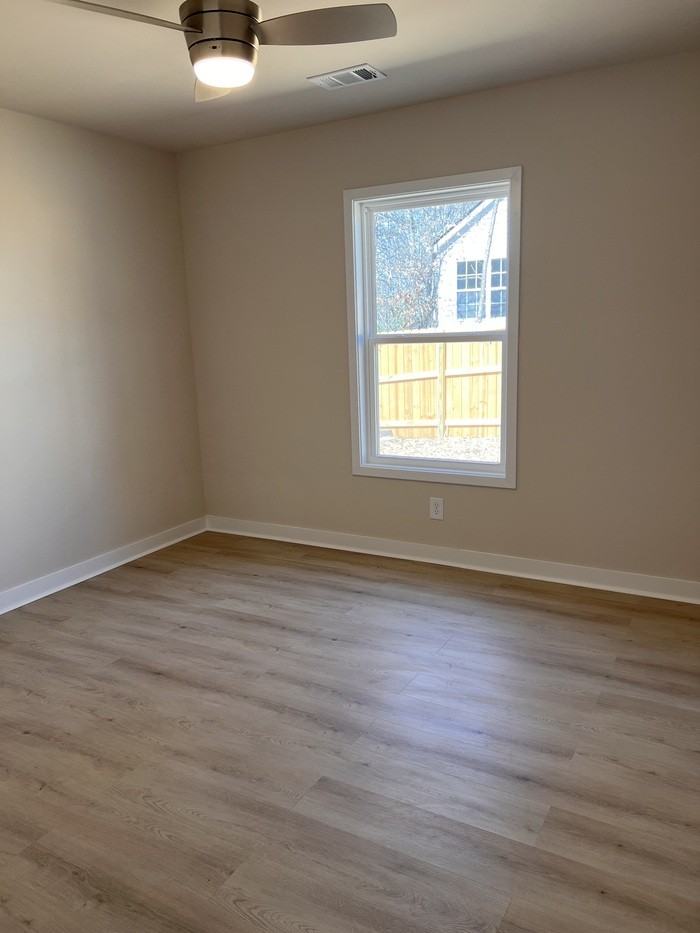 9040 Fairlane Trl - Photo 7 of 9