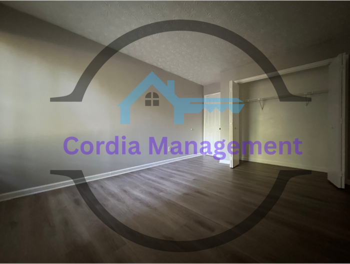 68 Clay St - Photo 3 of 15