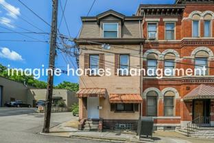 164 S 15th St #2 - Photo 1 of 1