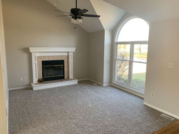 12308 S Albervan St - Photo 3 of 8