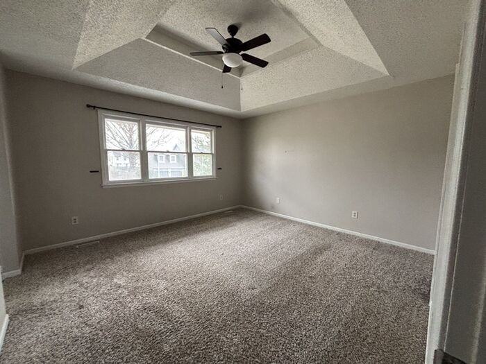 12308 S Albervan St - Photo 4 of 8