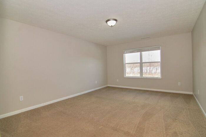 10010 Jenna Ln - Photo 5 of 21