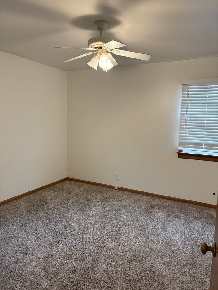 215 N 9th St #A - Photo 7 of 10