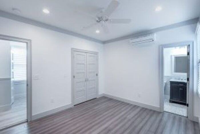 321 Ashley Ave #B - Photo 7 of 10