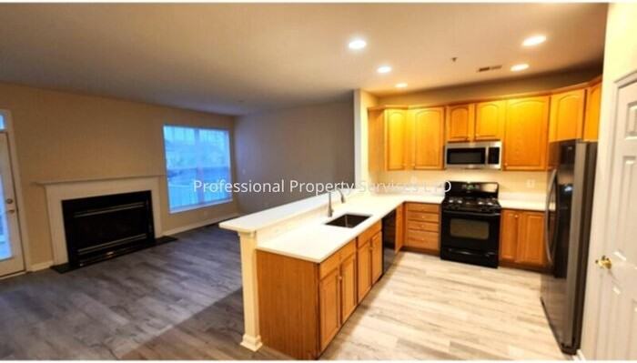 9505 Ward Pl - Photo 4 of 10