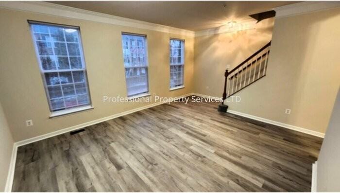 9505 Ward Pl - Photo 5 of 10