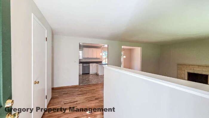 7621 220th St Sw - Photo 3 of 23