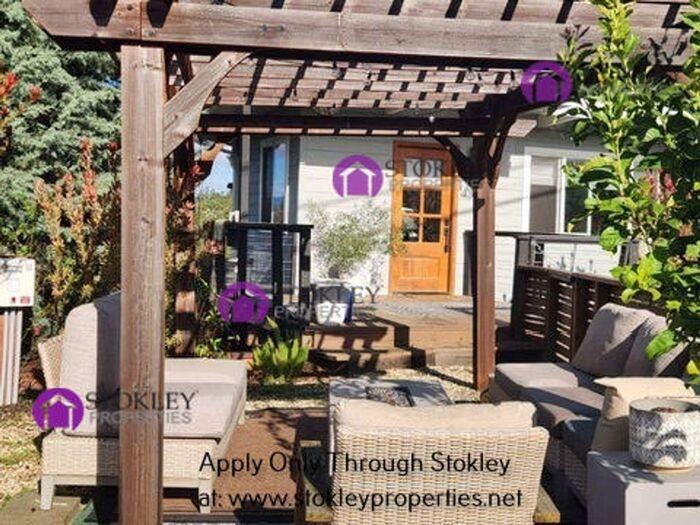 4311 Fairway Dr - Photo 2 of 9