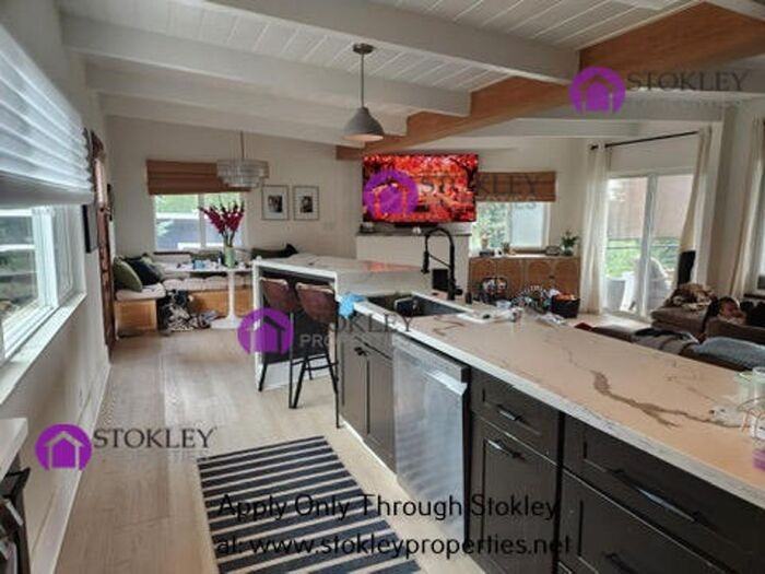 4311 Fairway Dr - Photo 7 of 9