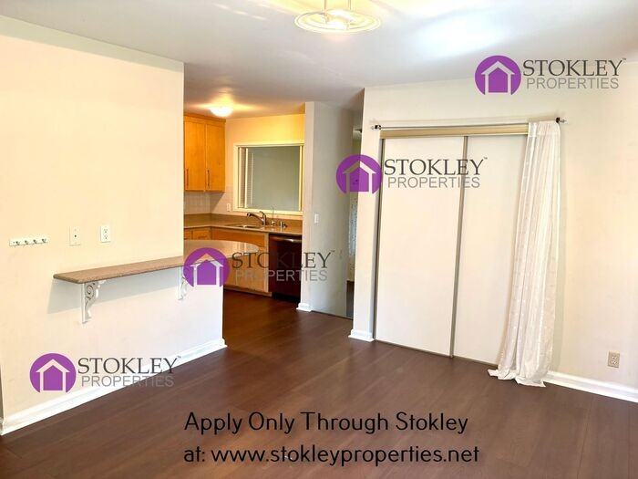 1412 Kinross Ct - Photo 5 of 31