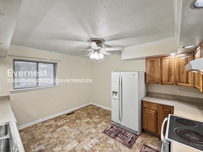 159 Colony Cir - Photo 4 of 29