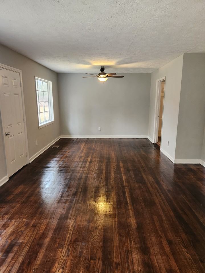 4025 Carol Drive-Peak #1 - Photo 2 of 20