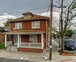 featured image of 916 S Cameron St #5