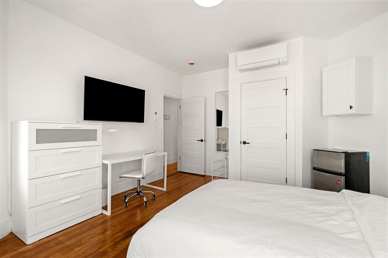 21 Sudan St #3 - Photo 2 of 15