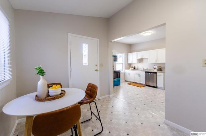 4266 Maple St #NA - Photo 4 of 25