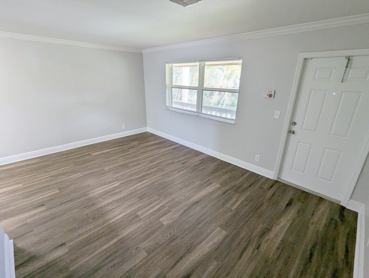 5500 N Flagler Dr #6 - Photo 6 of 11