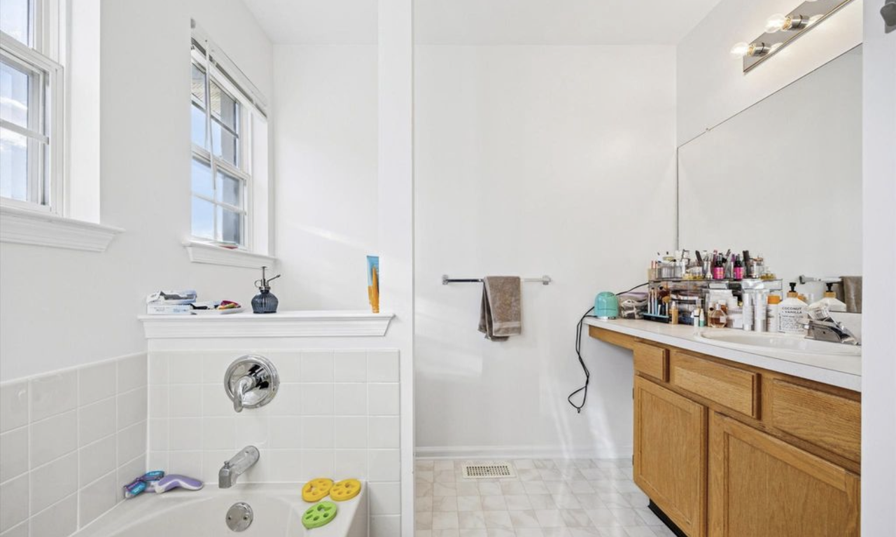 801 Evergreen Cir #NA - Photo 4 of 10