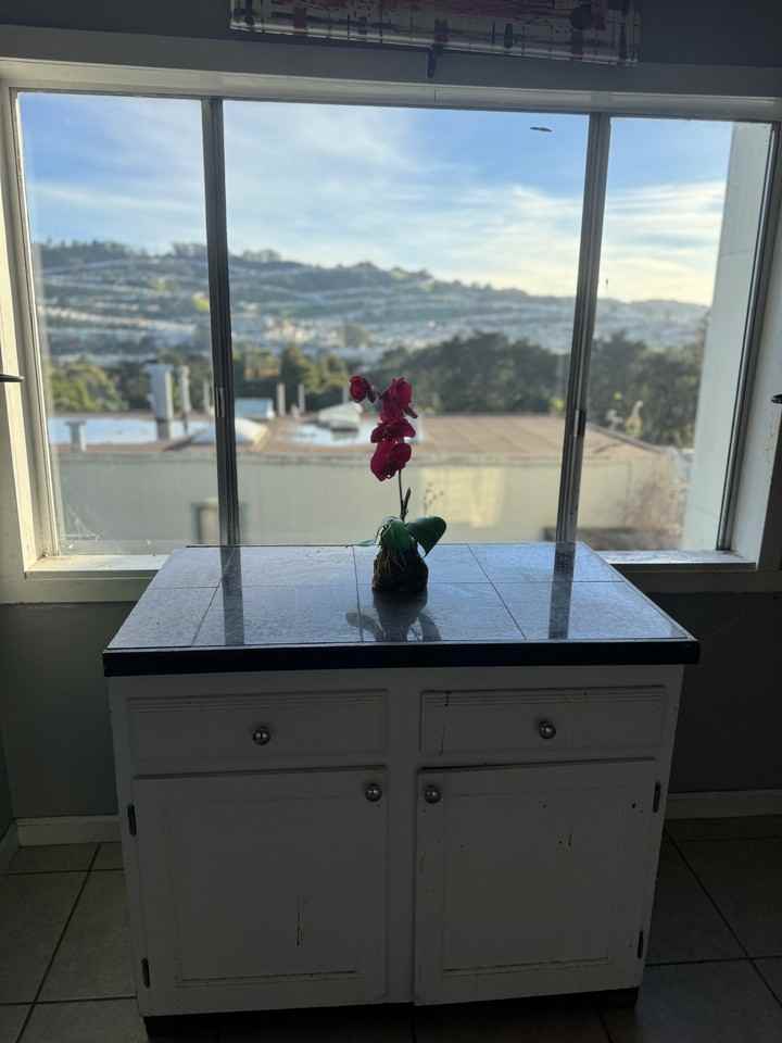 Russia Ave #1232 - Photo 7 of 12