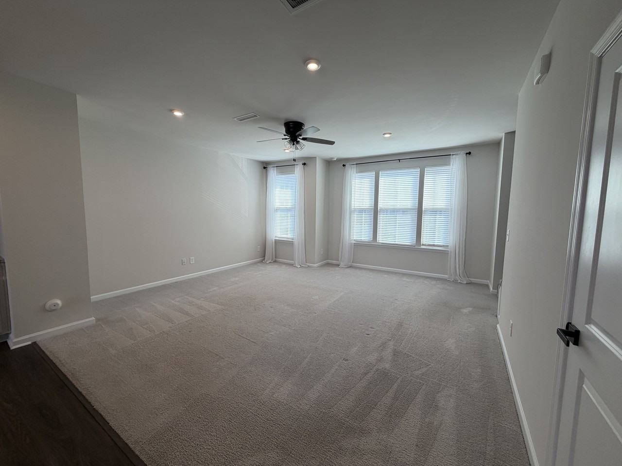 677 Crudent Rd #677 - Photo 3 of 11