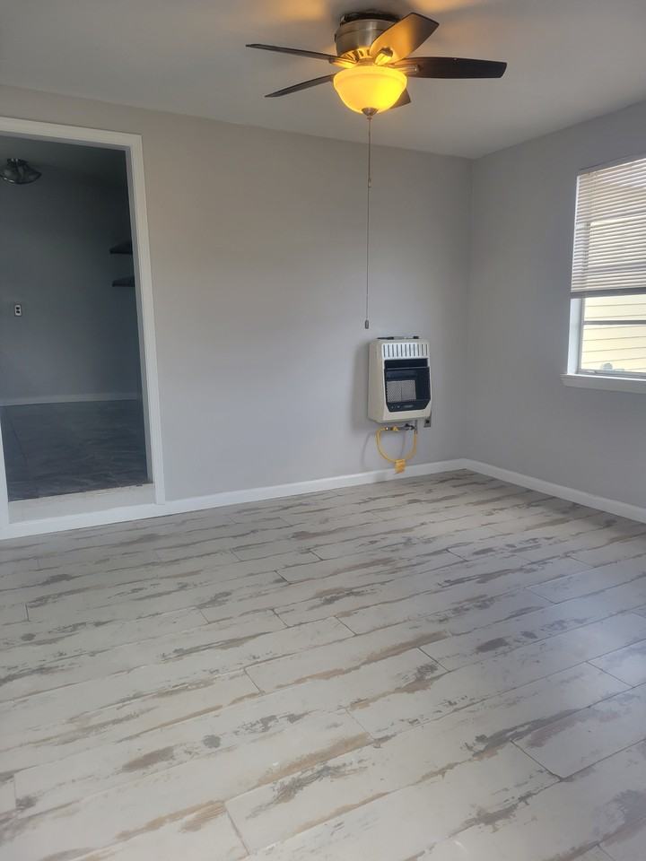 820 Nunez St #820-1-2 - Photo 4 of 14