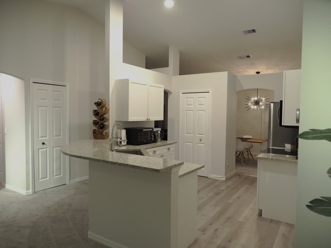 1601 Sw Ocean Cove Ave #NA - Photo 6 of 17