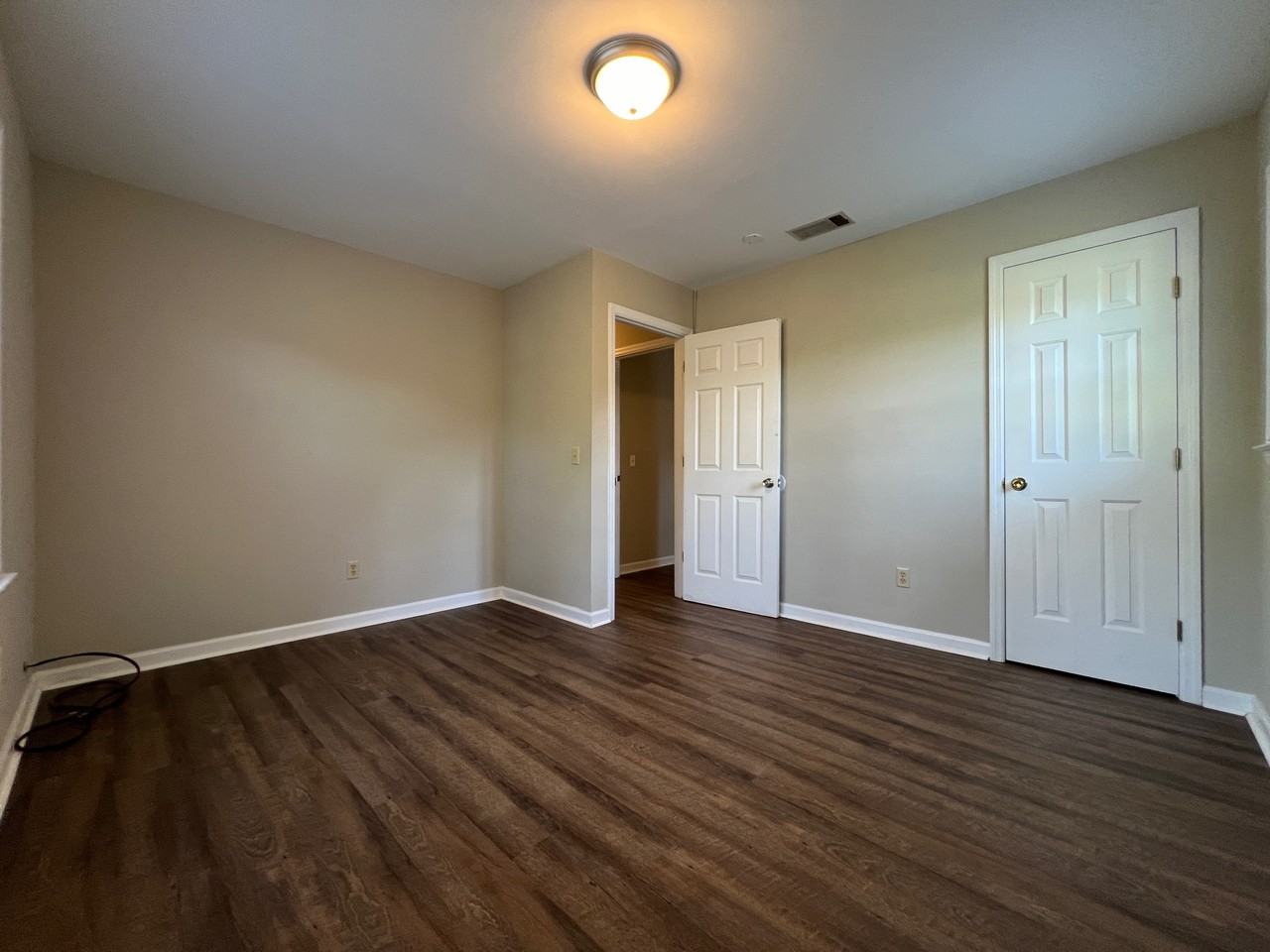 122 Anthony St #NA - Photo 6 of 16