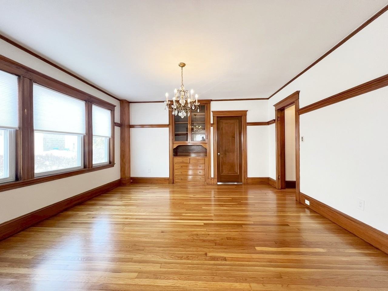 88 Greaton Rd #1 - Photo 4 of 10