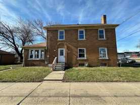 2215 N Wisconsin Ave - Photo 1 of 1