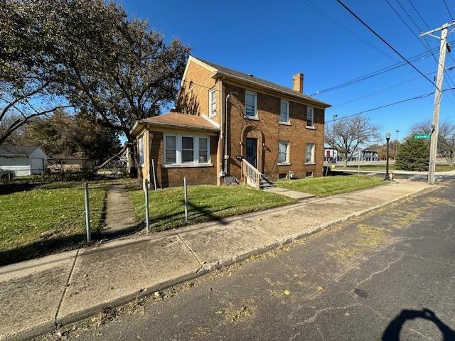 2215 N Wisconsin Ave - Photo 3 of 14